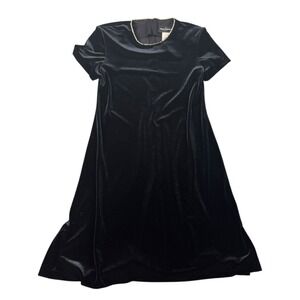 Vintage John Roberts Black Velvet Rhinestone Neckline Shift Dress  Size 10 728